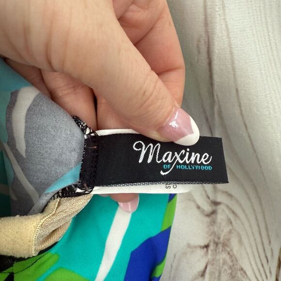 Maxine of Hollywood Women’s 12 Patterned Swim Dress - Picture 2 of 5